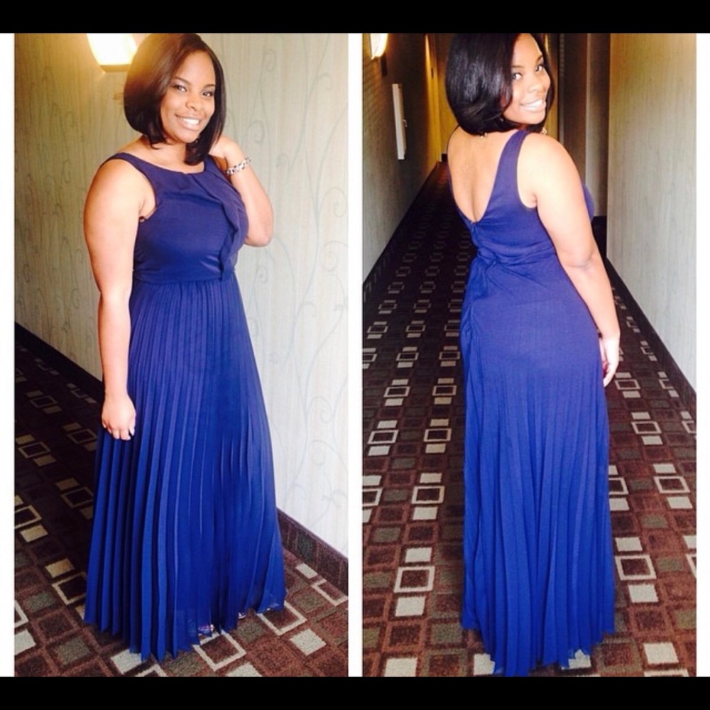 Navy Blue Dress - Picture 3 of 4